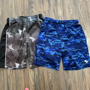 Boys athletic shorts size L